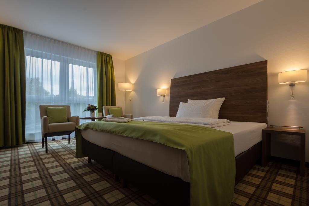 Hotel Fortuna Schwaebisch Gmuend Exterior photo
